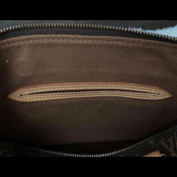 Louis Vuitton Alma Monogram PM - Picture 14 of 15